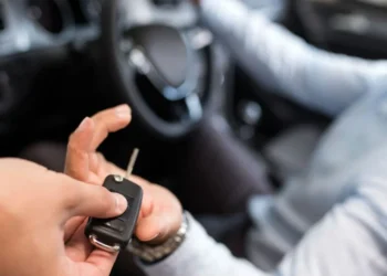 The Discerning Path: Mastering Car Buying in a Digital World